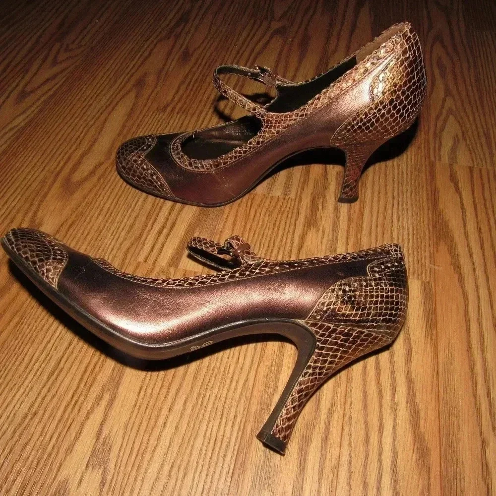 Franco Sarto Mary Jane Snakeskin Pumps Heels 8.5M